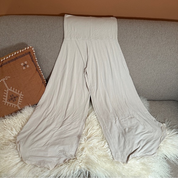 Indigo Luna Layla flare crop yoga pants - Picture 7 of 8